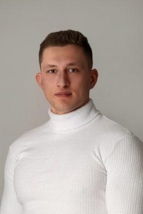 Aleksandr | Monter mebli